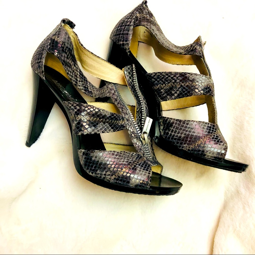 Michael Michael Kors heels. Size 8